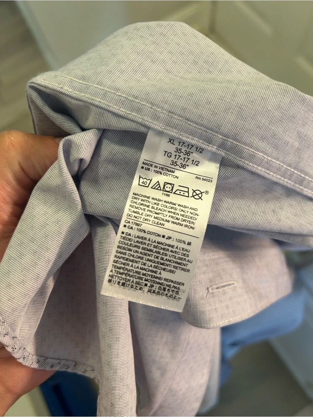 NWOT BANANA REPUBLIC button down shirt.